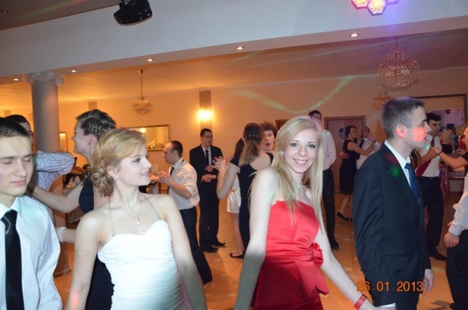 Studniówka w Zespole Szkół Powiatowych w Kadzidle [26.01.2013] - zdjęcie #61 - eOstroleka.pl