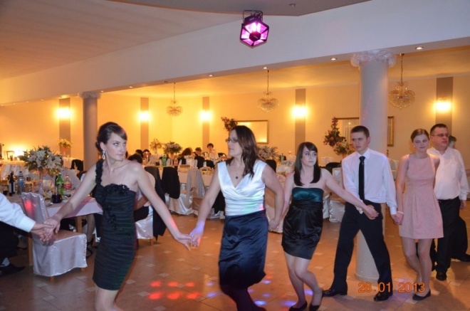 Studniówka w Zespole Szkół Powiatowych w Kadzidle [26.01.2013] - zdjęcie #30 - eOstroleka.pl