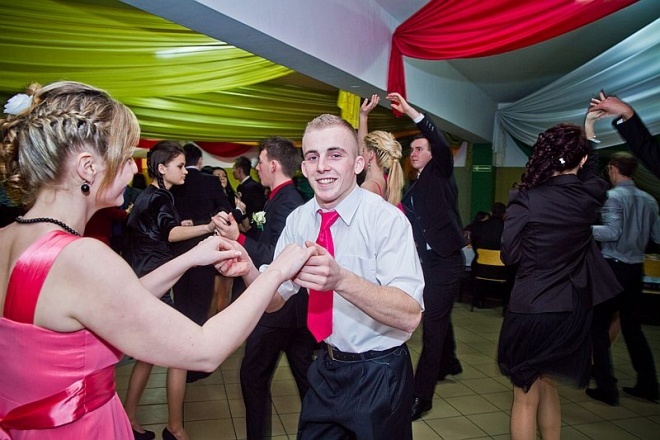 Studniówka w LO w Jednorożcu [26.01.2013] - zdjęcie #17 - eOstroleka.pl