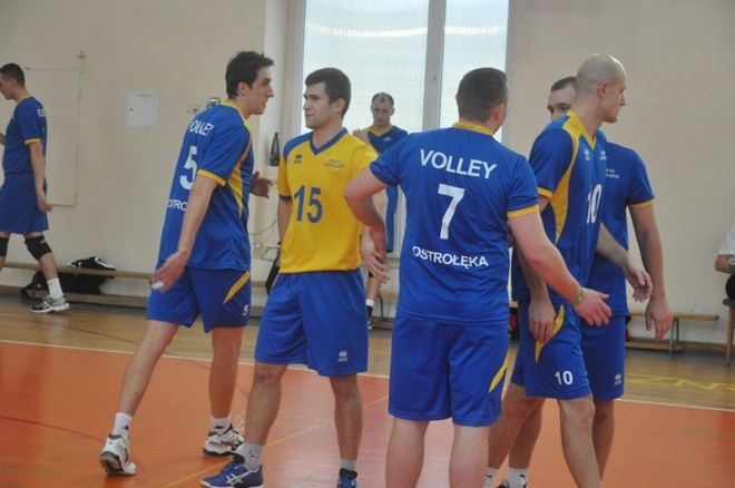 IV liga: SPS Volley Ostrołęka - Macovia Maków Mazowiecki (03.02.2013) - zdjęcie #4 - eOstroleka.pl