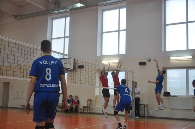 IV liga: SPS Volley Ostrołęka - Macovia Maków Mazowiecki (03.02.2013) - zdjęcie #7 - eOstroleka.pl