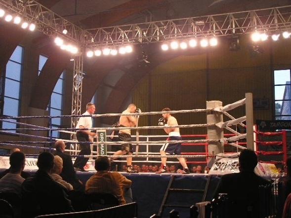 Gala Boksu Zawodowego Ostrołęka 3 czerwiec 2006 - zdjęcie #7 - eOstroleka.pl