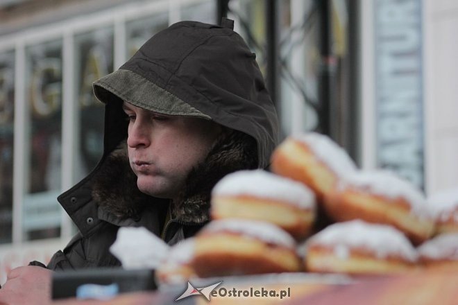 XII Mistrzostwa Ostrołęki w Jedzeniu Pączków [07.02.2013] - zdjęcie #19 - eOstroleka.pl