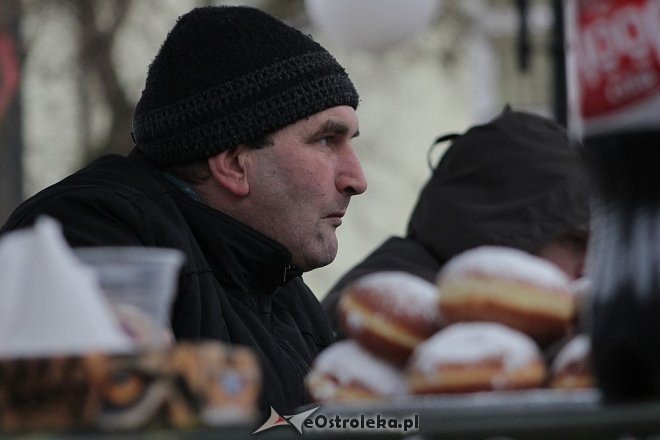 XII Mistrzostwa Ostrołęki w Jedzeniu Pączków [07.02.2013] - zdjęcie #14 - eOstroleka.pl