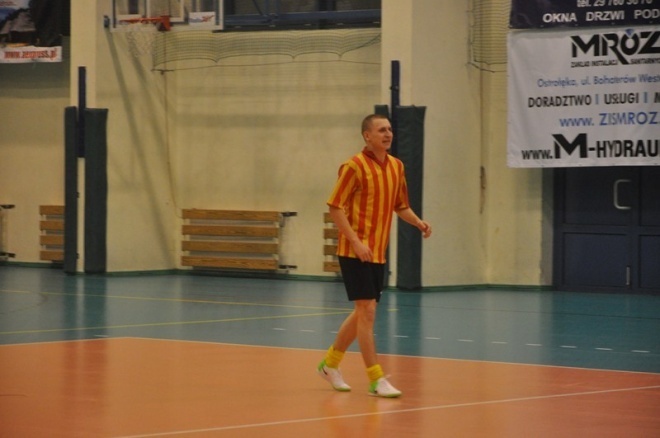 Nocna Liga Futsalu - 8. kolejka (08.02.2013) - zdjęcie #30 - eOstroleka.pl