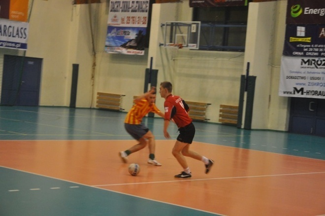 Nocna Liga Futsalu - 8. kolejka (08.02.2013) - zdjęcie #25 - eOstroleka.pl