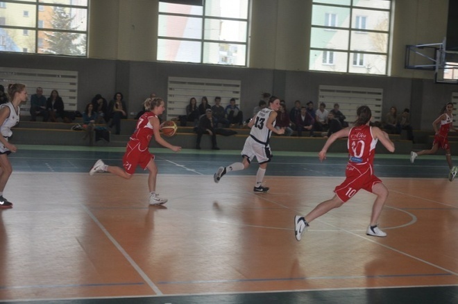 II liga: Unia Basket Ostrołęka - Alles Głowno (10.02.2013) - zdjęcie #17 - eOstroleka.pl