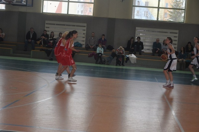 II liga: Unia Basket Ostrołęka - Alles Głowno (10.02.2013) - zdjęcie #4 - eOstroleka.pl