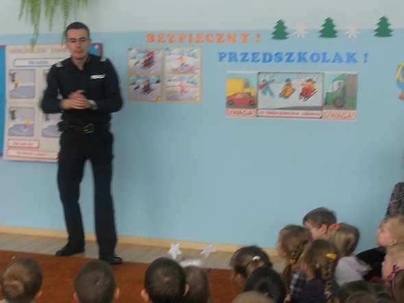 Bezpieczne zabawy na śniegu i lodzie w PM nr 8 [14.02.2013] - zdjęcie #4 - eOstroleka.pl