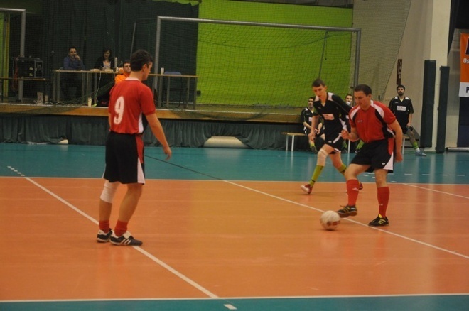 Nocna Liga Futsalu - 9. kolejka (15.02.2013) - zdjęcie #4 - eOstroleka.pl