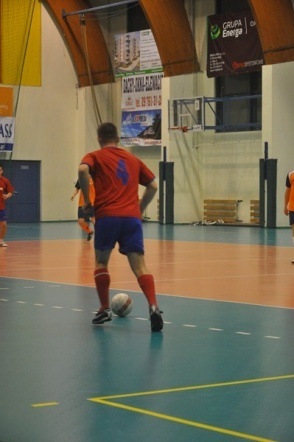 Nocna Liga Futsalu - 9. kolejka (15.02.2013) - zdjęcie #5 - eOstroleka.pl