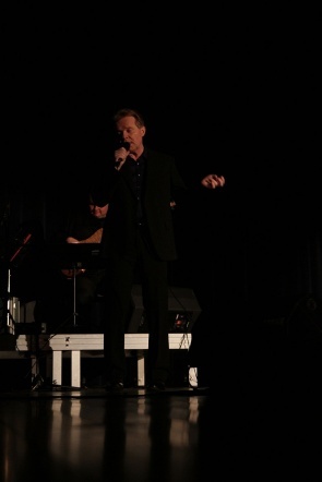 Nastroje we Dwoje: Koncert Michała Bajora [16.02.2013] - zdjęcie #1 - eOstroleka.pl