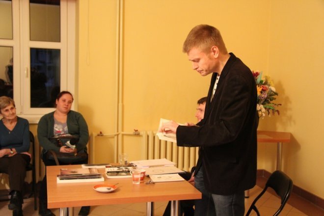 Poetyckie spotkania Na studziennej [16 II 2013] - zdjęcie #1 - eOstroleka.pl