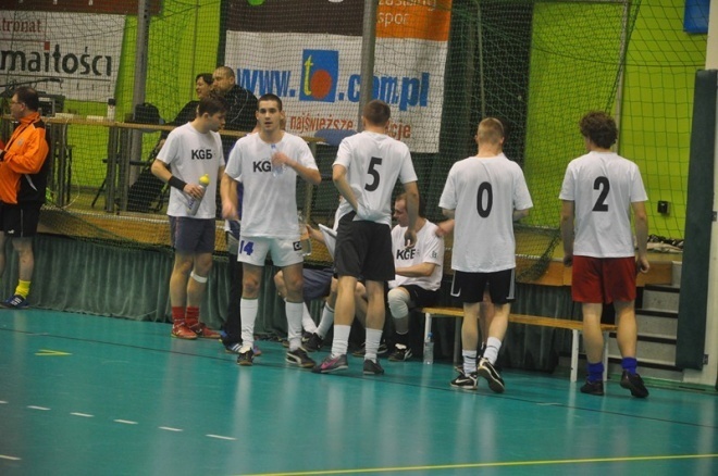 Nocna Liga Futsalu - 10. kolejka (22.02.2013) - zdjęcie #26 - eOstroleka.pl
