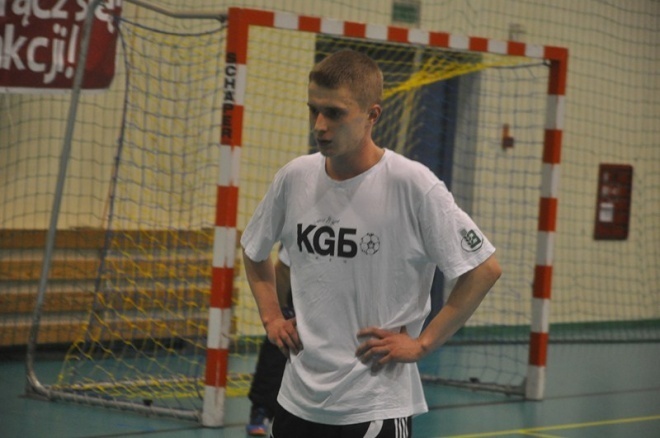 Nocna Liga Futsalu - 10. kolejka (22.02.2013) - zdjęcie #21 - eOstroleka.pl
