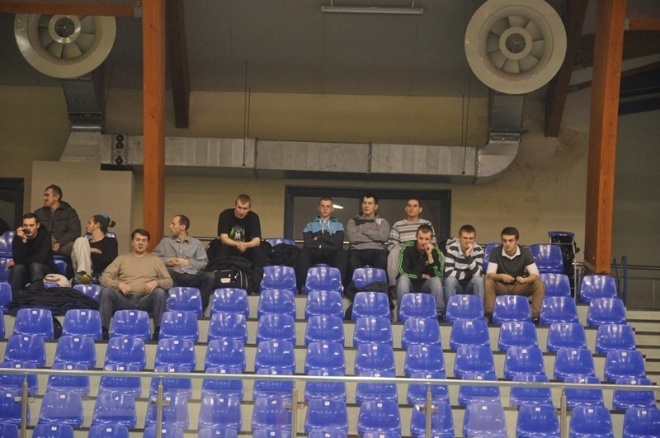 Nocna Liga Futsalu - 10. kolejka (22.02.2013) - zdjęcie #19 - eOstroleka.pl