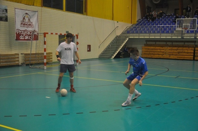 Nocna Liga Futsalu - 10. kolejka (22.02.2013) - zdjęcie #16 - eOstroleka.pl