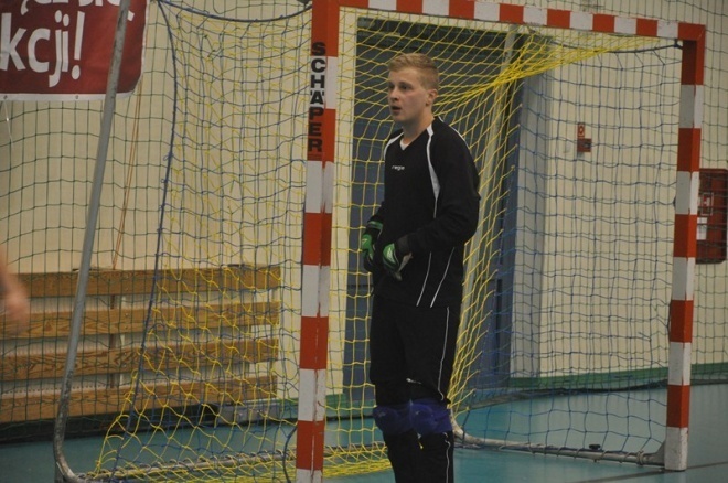Nocna Liga Futsalu - 10. kolejka (22.02.2013) - zdjęcie #4 - eOstroleka.pl