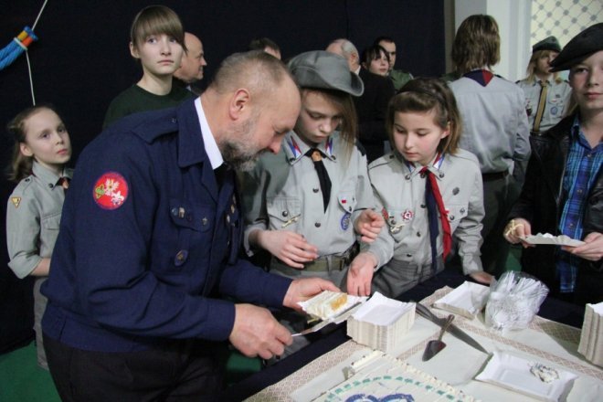 Jubileusz istnienia harcerstwa w Ostrołęce: Mam nadzieję, że następne sto lat też będzie świętowane w Ostrołęce [24 II 2013] - zdjęcie #2 - eOstroleka.pl
