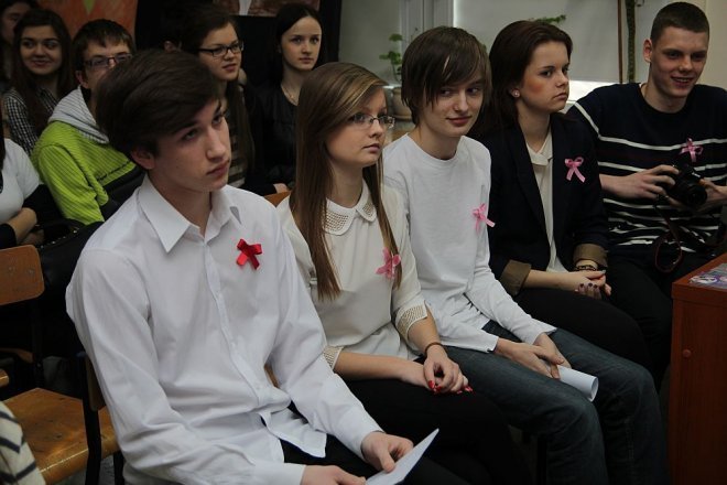 Dzień Hakowicza w III LO [26.02.2013] - zdjęcie #13 - eOstroleka.pl