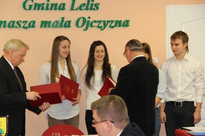 Lelis: Najlepsi młodzi sportowcy nagrodzeni podczas sesji Rady Gminy [26 II 2013] - zdjęcie #5 - eOstroleka.pl