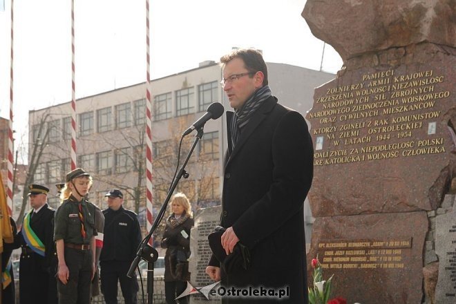 Miejskie Obchody Dnia Żołnierzy Wyklętych [01.03.2013] - zdjęcie #56 - eOstroleka.pl