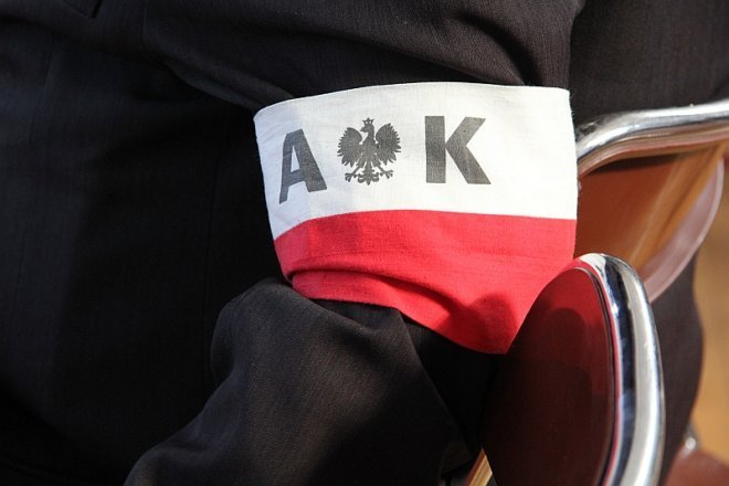 Uczniowie Gimnazjum nr 2 uczcili pamięć Inki i Żołnierzy Wyklętych [1 III 2013] - zdjęcie #37 - eOstroleka.pl