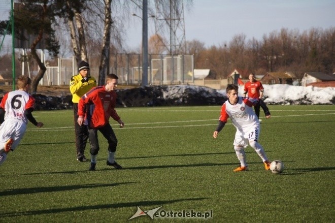 Mecz sparingowy: Narew Ostrołęka - Polonia Warszawa [2.03.2013] - zdjęcie #17 - eOstroleka.pl