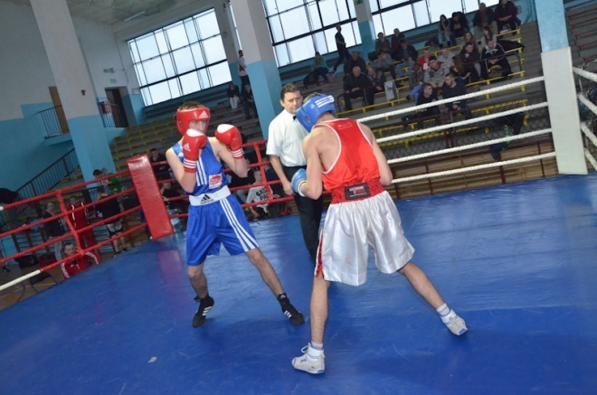Eliminacje Mistrzostw Polski Juniorów w boksie [02.03.3013] - zdjęcie #30 - eOstroleka.pl