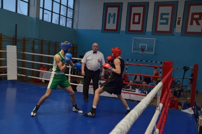 Eliminacje Mistrzostw Polski Juniorów w boksie [02.03.3013] - zdjęcie #17 - eOstroleka.pl