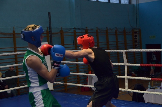 Eliminacje Mistrzostw Polski Juniorów w boksie [02.03.3013] - zdjęcie #12 - eOstroleka.pl