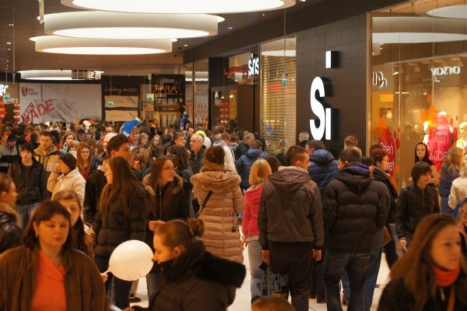 Otwarcie galerii Veneda w Łomży [07.03.2013] - zdjęcie #25 - eOstroleka.pl