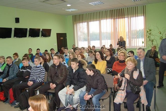 Turniej Klas Mundurowych w Kadzidle [07.03.2013] - zdjęcie #10 - eOstroleka.pl