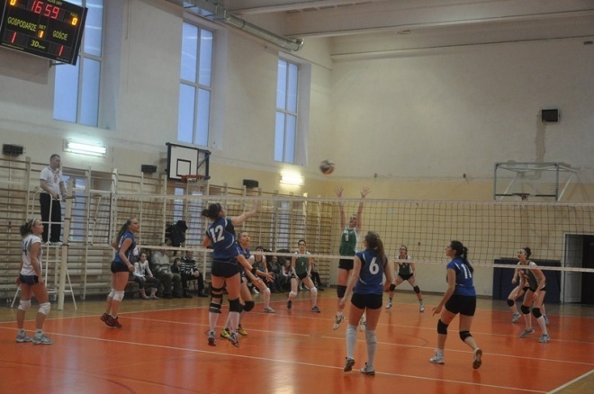 Nike Ostrołęka - NOSiR Nowy Dwór Mazowiecki (10.03.2013) - zdjęcie #20 - eOstroleka.pl