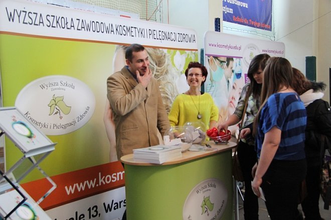 Młodzieżowe Targi Edukacji i Pracy w Ostrołęce [14 III 2013] - zdjęcie #61 - eOstroleka.pl