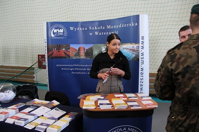 Młodzieżowe Targi Edukacji i Pracy w Ostrołęce [14 III 2013] - zdjęcie #42 - eOstroleka.pl