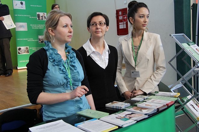 Młodzieżowe Targi Edukacji i Pracy w Ostrołęce [14 III 2013] - zdjęcie #29 - eOstroleka.pl
