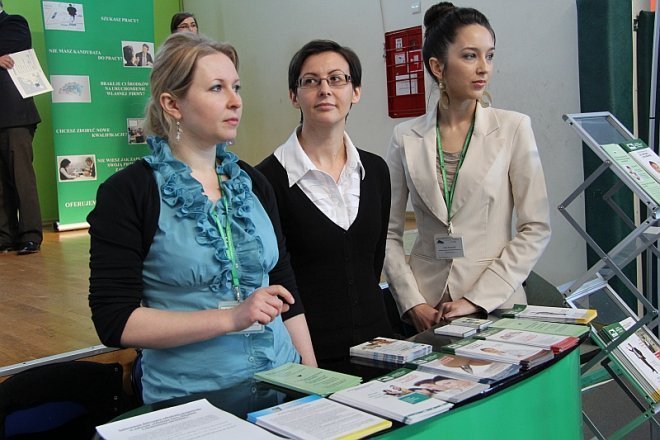 Młodzieżowe Targi Edukacji i Pracy w Ostrołęce [14 III 2013] - zdjęcie #35 - eOstroleka.pl