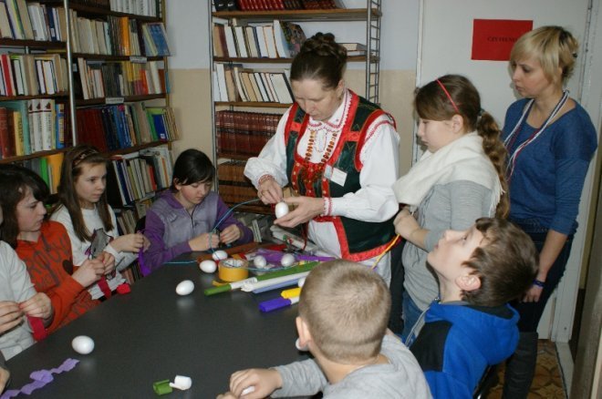 Goworowo: Warsztaty wielkanocne z Czesławą Lewandowską [12.03.2013] - zdjęcie #8 - eOstroleka.pl