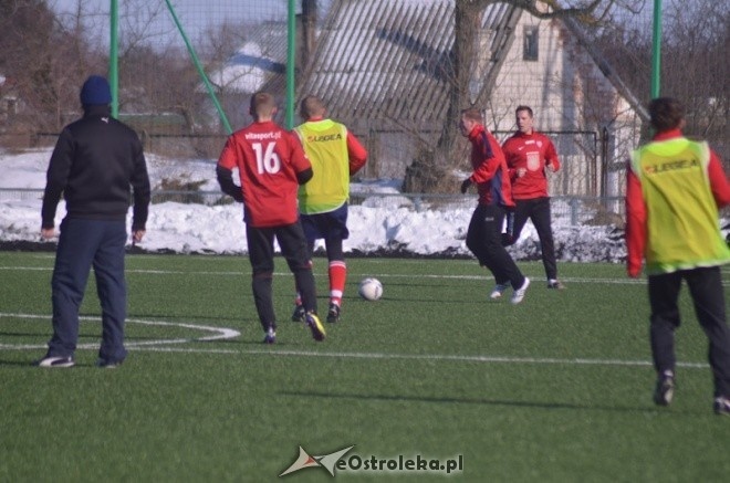 Narew Ostrołęka - KS CK Troszyn 8:0 [16.03.2013] - zdjęcie #75 - eOstroleka.pl