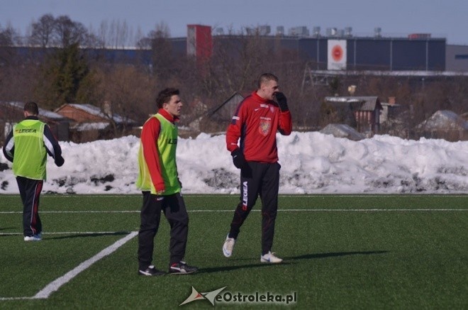 Narew Ostrołęka - KS CK Troszyn 8:0 [16.03.2013] - zdjęcie #69 - eOstroleka.pl