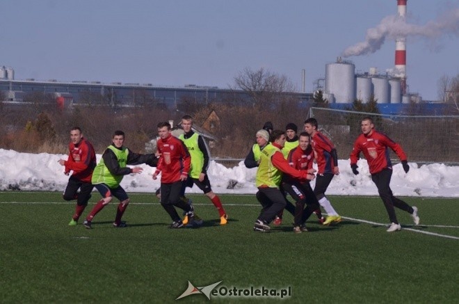 Narew Ostrołęka - KS CK Troszyn 8:0 [16.03.2013] - zdjęcie #65 - eOstroleka.pl