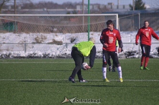 Narew Ostrołęka - KS CK Troszyn 8:0 [16.03.2013] - zdjęcie #47 - eOstroleka.pl