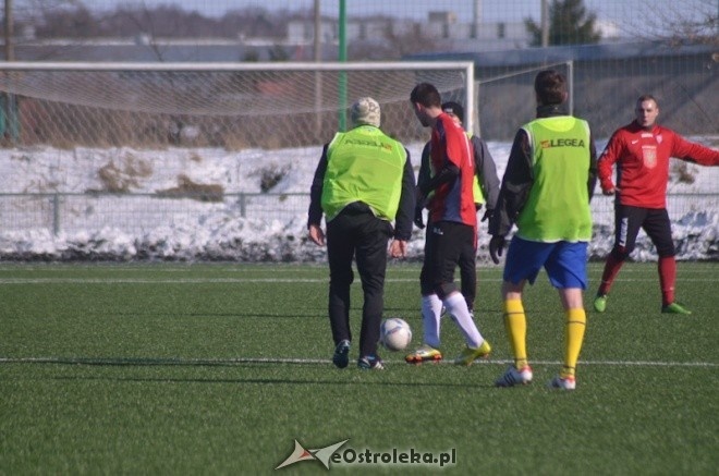Narew Ostrołęka - KS CK Troszyn 8:0 [16.03.2013] - zdjęcie #46 - eOstroleka.pl