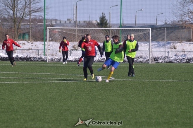 Narew Ostrołęka - KS CK Troszyn 8:0 [16.03.2013] - zdjęcie #44 - eOstroleka.pl