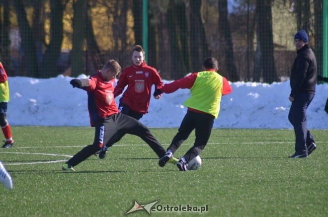 Narew Ostrołęka - KS CK Troszyn 8:0 [16.03.2013] - zdjęcie #34 - eOstroleka.pl