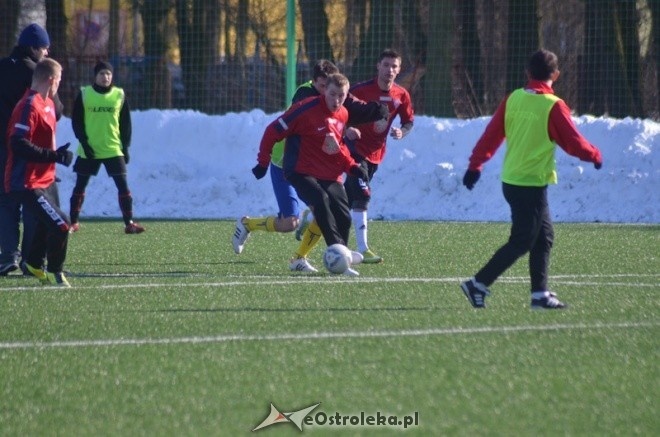 Narew Ostrołęka - KS CK Troszyn 8:0 [16.03.2013] - zdjęcie #26 - eOstroleka.pl