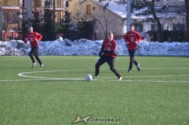 Narew Ostrołęka - KS CK Troszyn 8:0 [16.03.2013] - zdjęcie #23 - eOstroleka.pl
