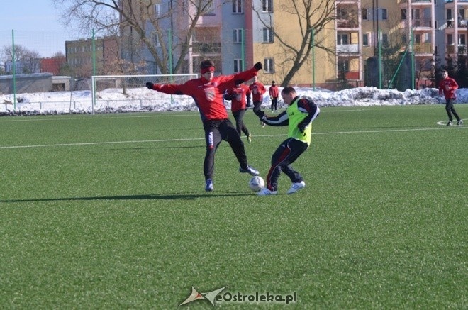 Narew Ostrołęka - KS CK Troszyn 8:0 [16.03.2013] - zdjęcie #22 - eOstroleka.pl