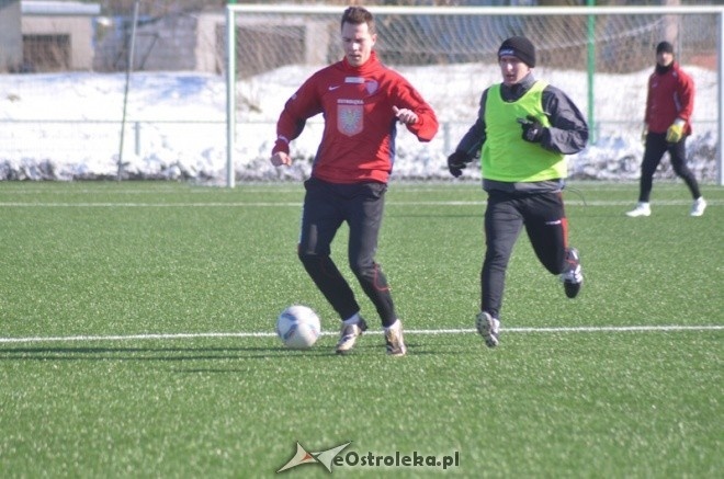 Narew Ostrołęka - KS CK Troszyn 8:0 [16.03.2013] - zdjęcie #16 - eOstroleka.pl